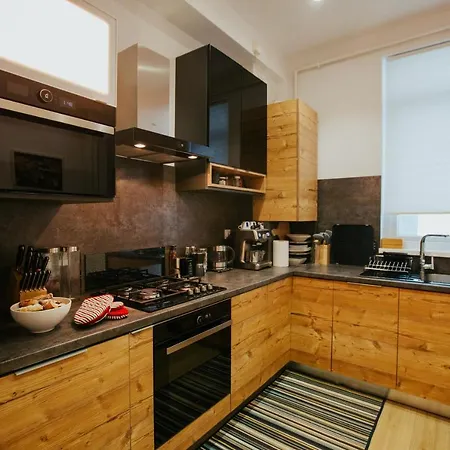 Color Corneliu Coposu 1a Street דירה