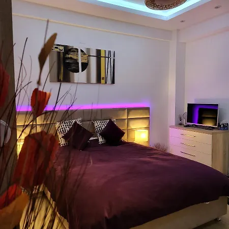 Apartament Color Corneliu Coposu 1a Street *