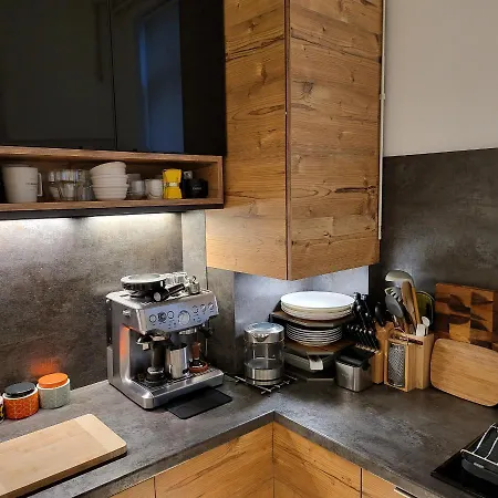 Color Corneliu Coposu 1a Street Daire *