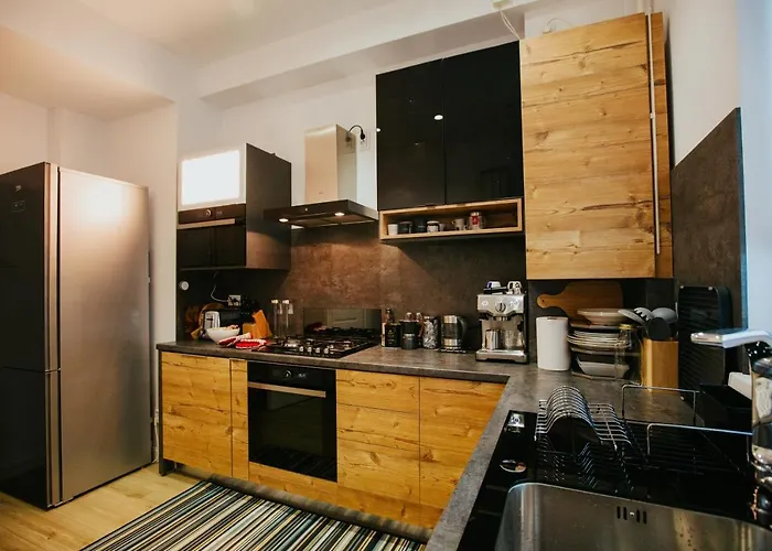 Color Corneliu Coposu 1a Street *