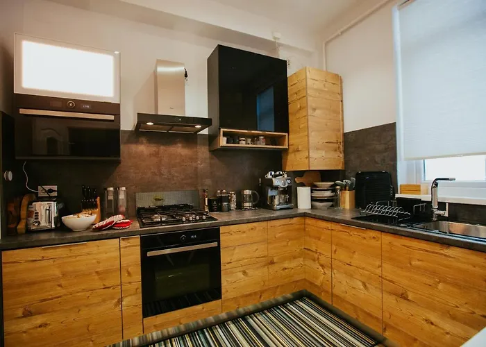 Color Corneliu Coposu 1a Street Apartament Bucureşti