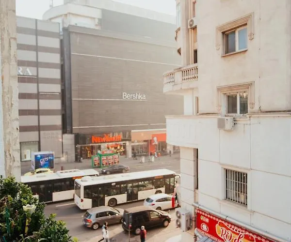 Color Corneliu Coposu 1a Street * بوخارست