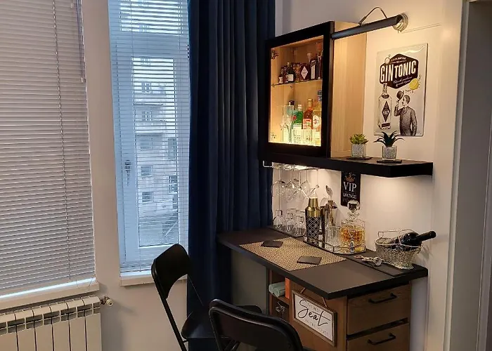 Apartament Color Corneliu Coposu 1a Street