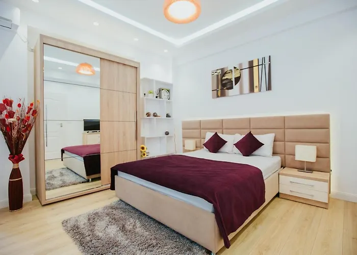 Color Corneliu Coposu 1a Street *